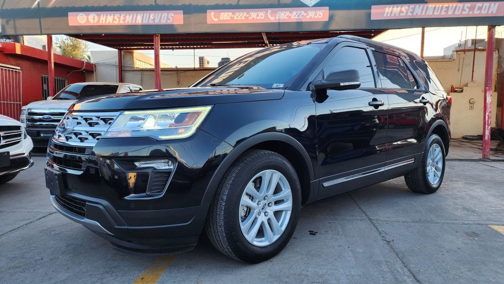 FORD EXPLORER XLT 2019