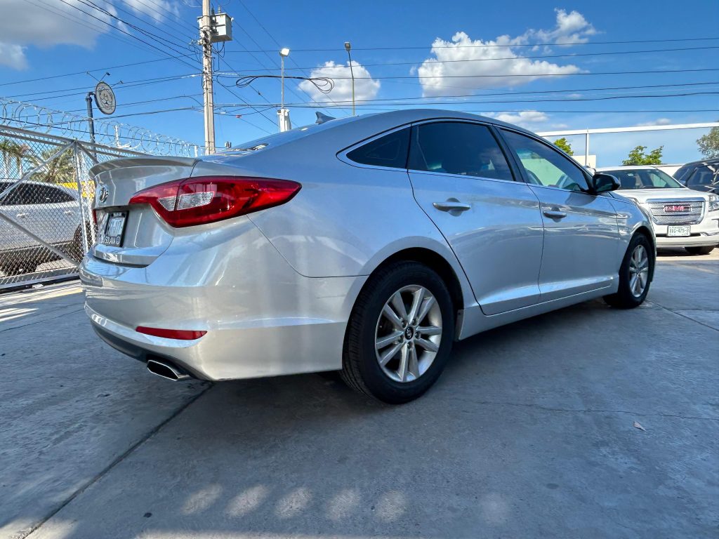 HYUNDAI SONATA GLS 2015