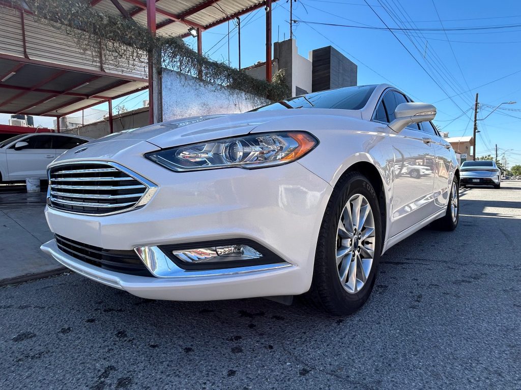 FORD FUSION SE 2017