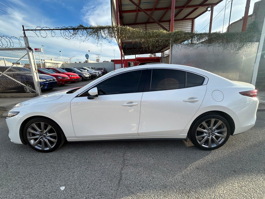 MAZDA 3 GRAND TOURING 2019